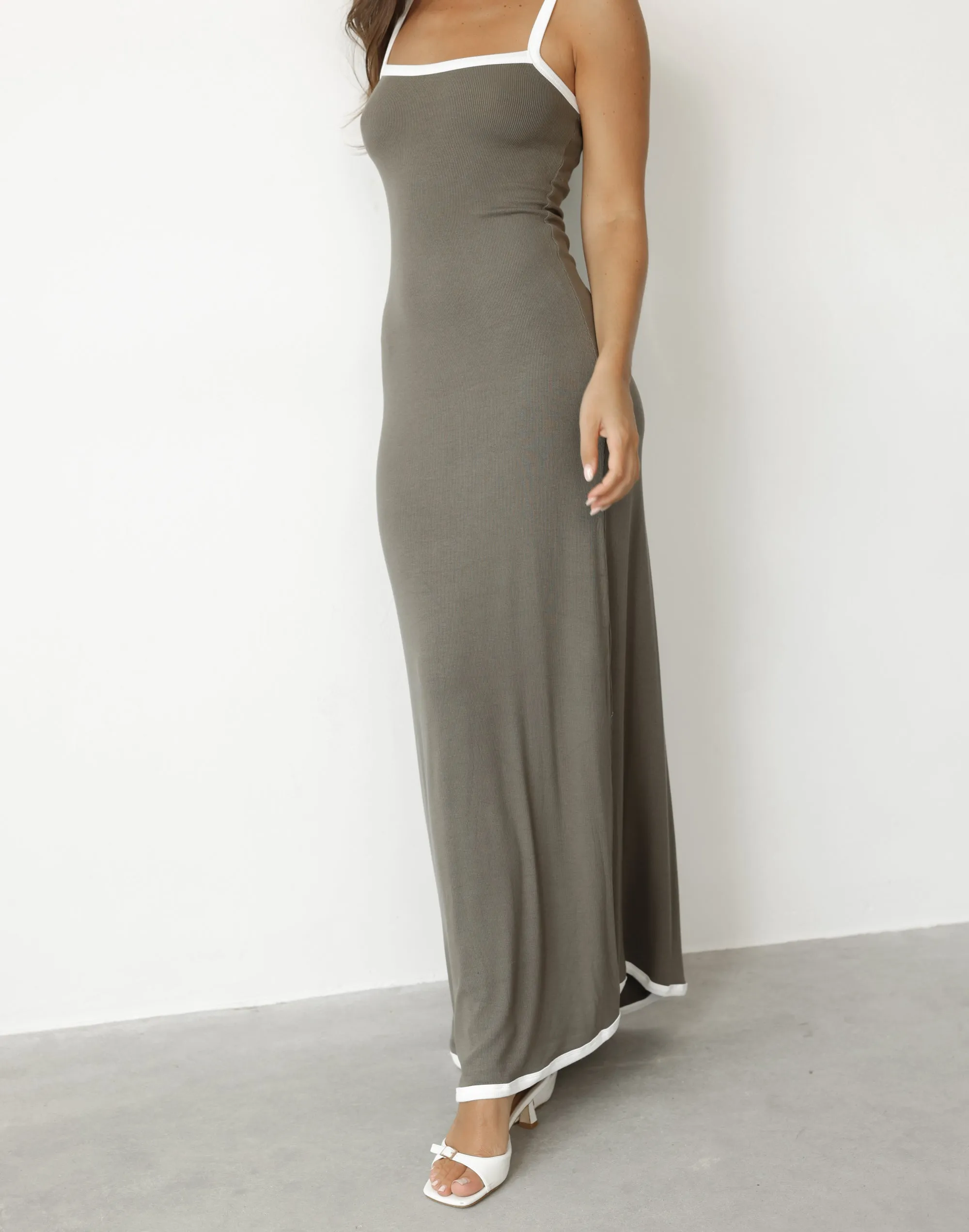 Amihan Maxi Dress (Khaki)