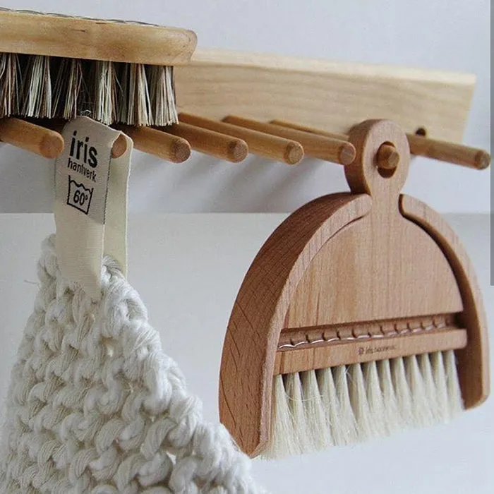 Iris Hantverk Hand Knitted Cotton And Linen Kettle Holder