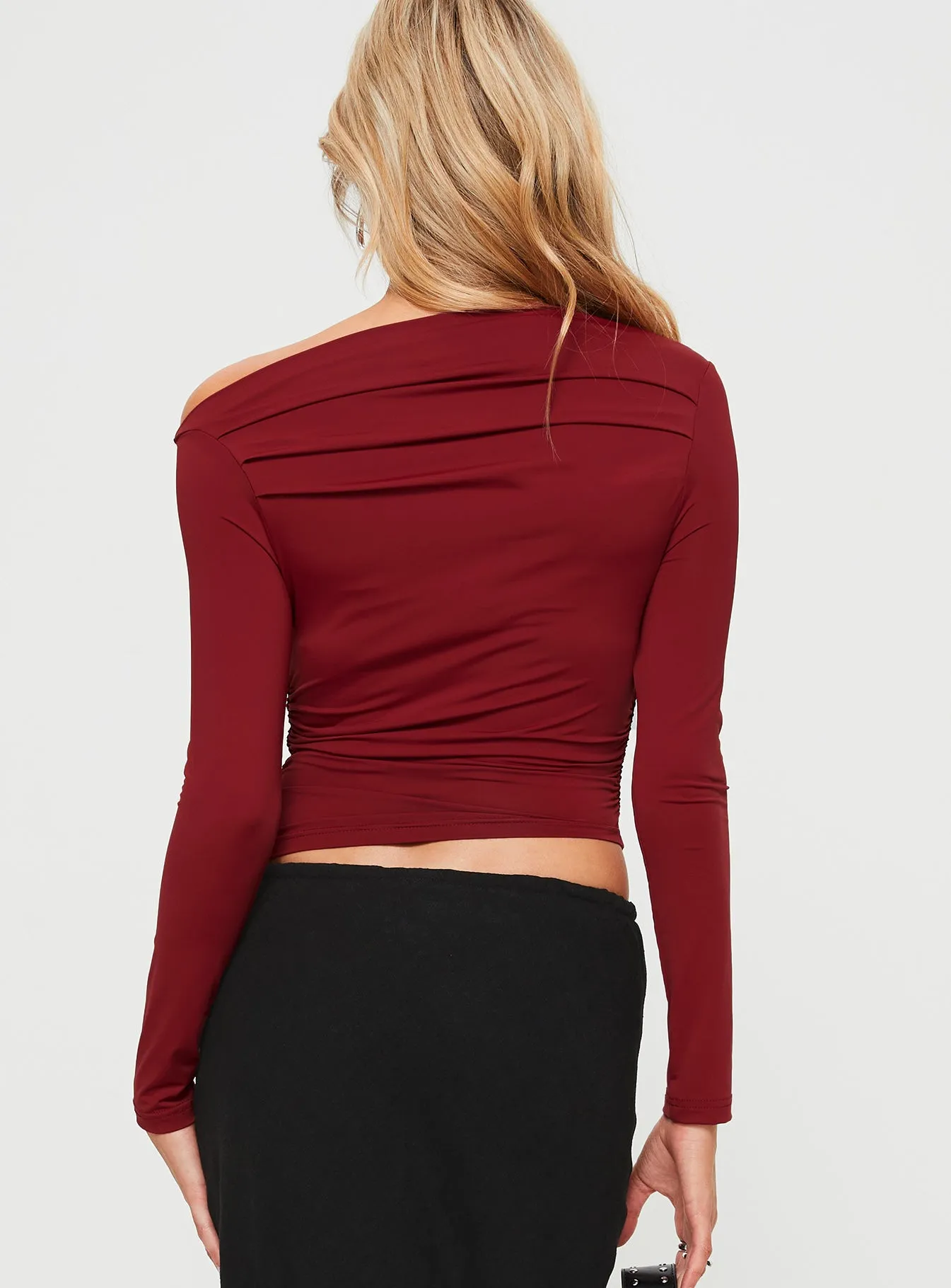 Matrid Long Sleeve Top Burgundy