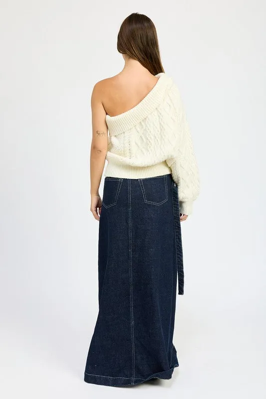 OVERSIZED CABLE KNIT ONE SHOULDER SWEATER