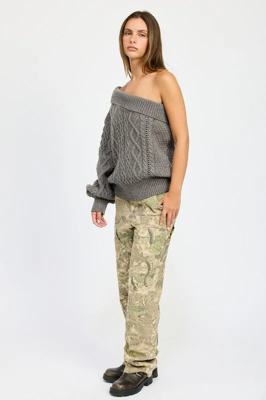 OVERSIZED CABLE KNIT ONE SHOULDER SWEATER