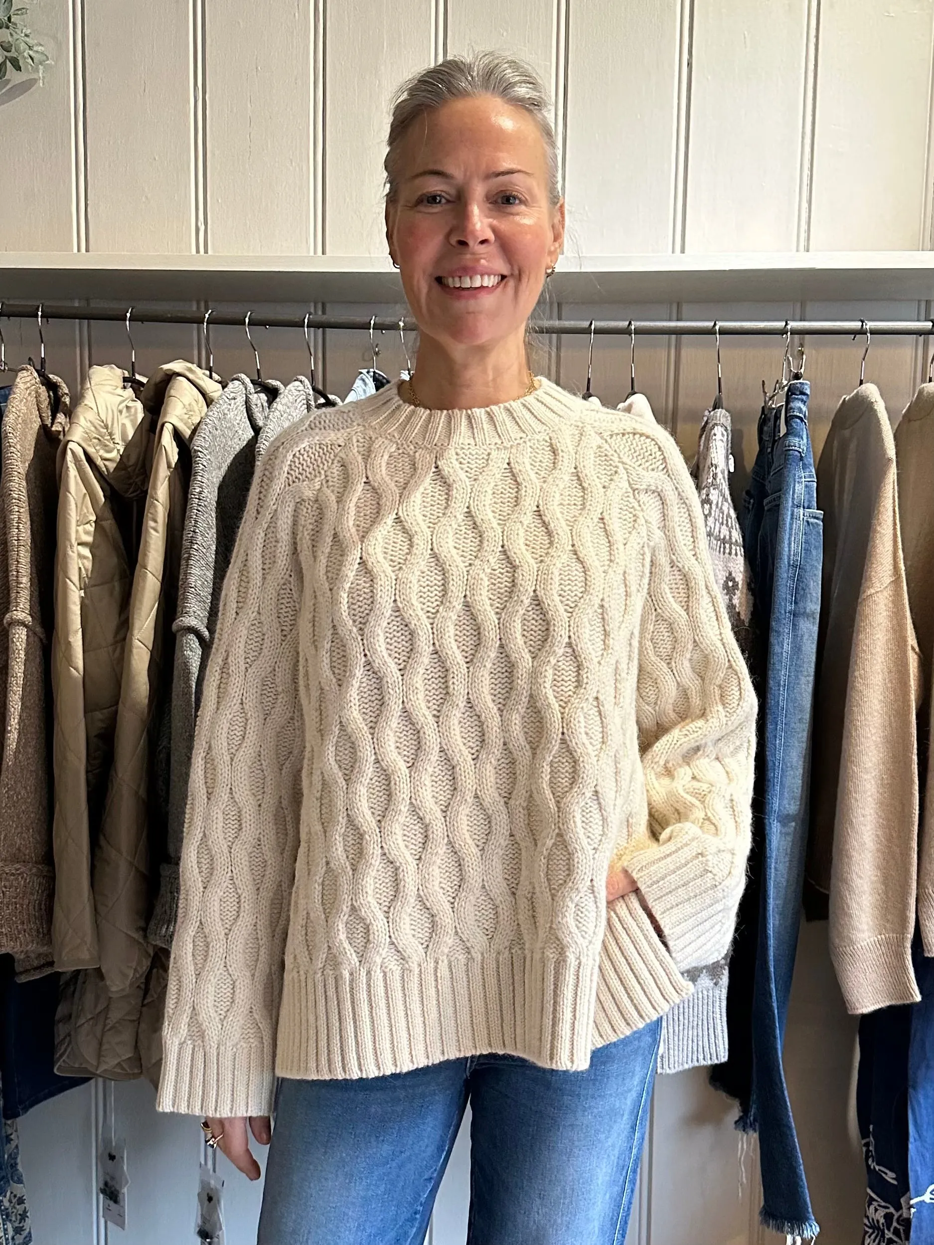 STUDIO WYLDER CABLE SWEATER IN ECRU