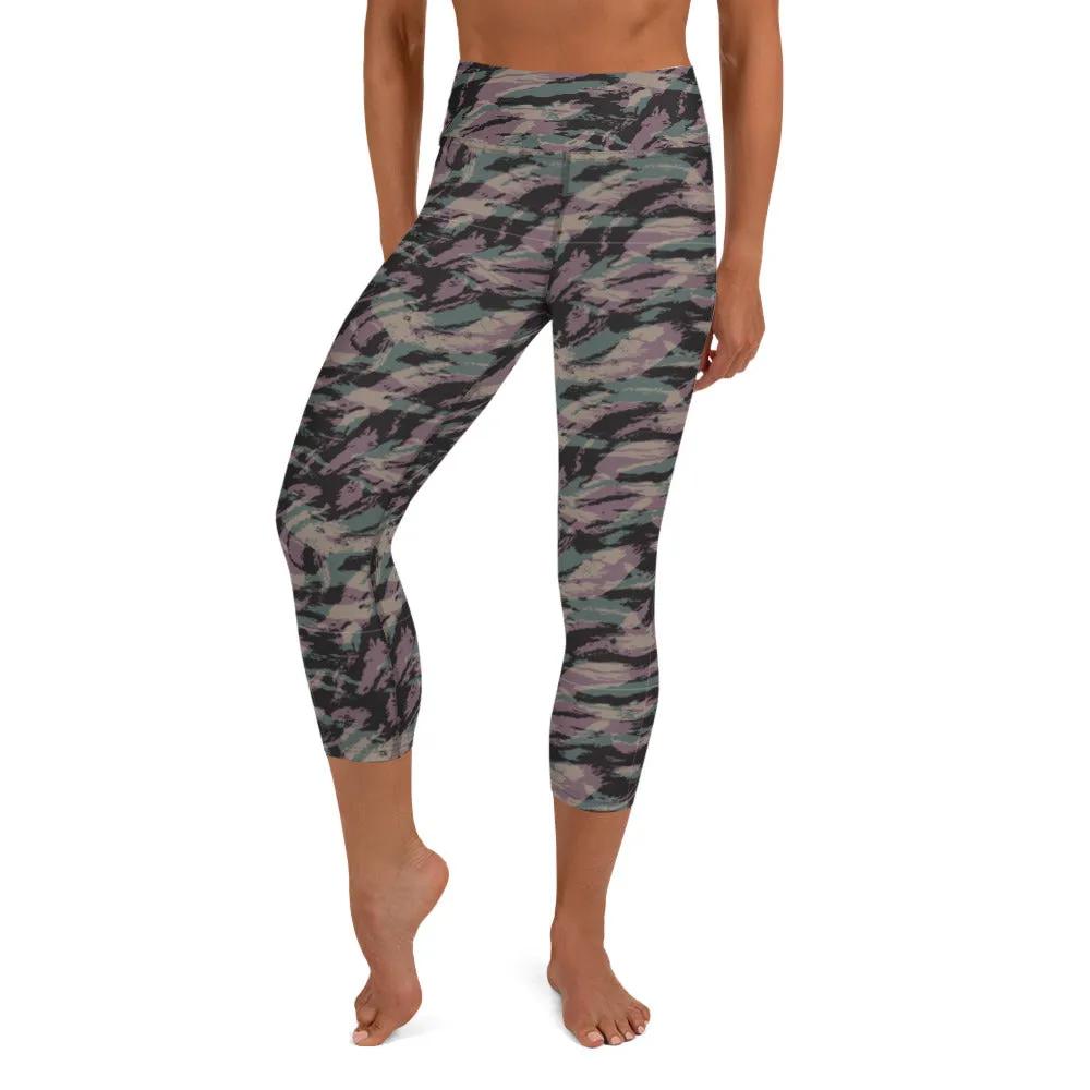 Yoga Capri Leggings in Abstract Camo Print