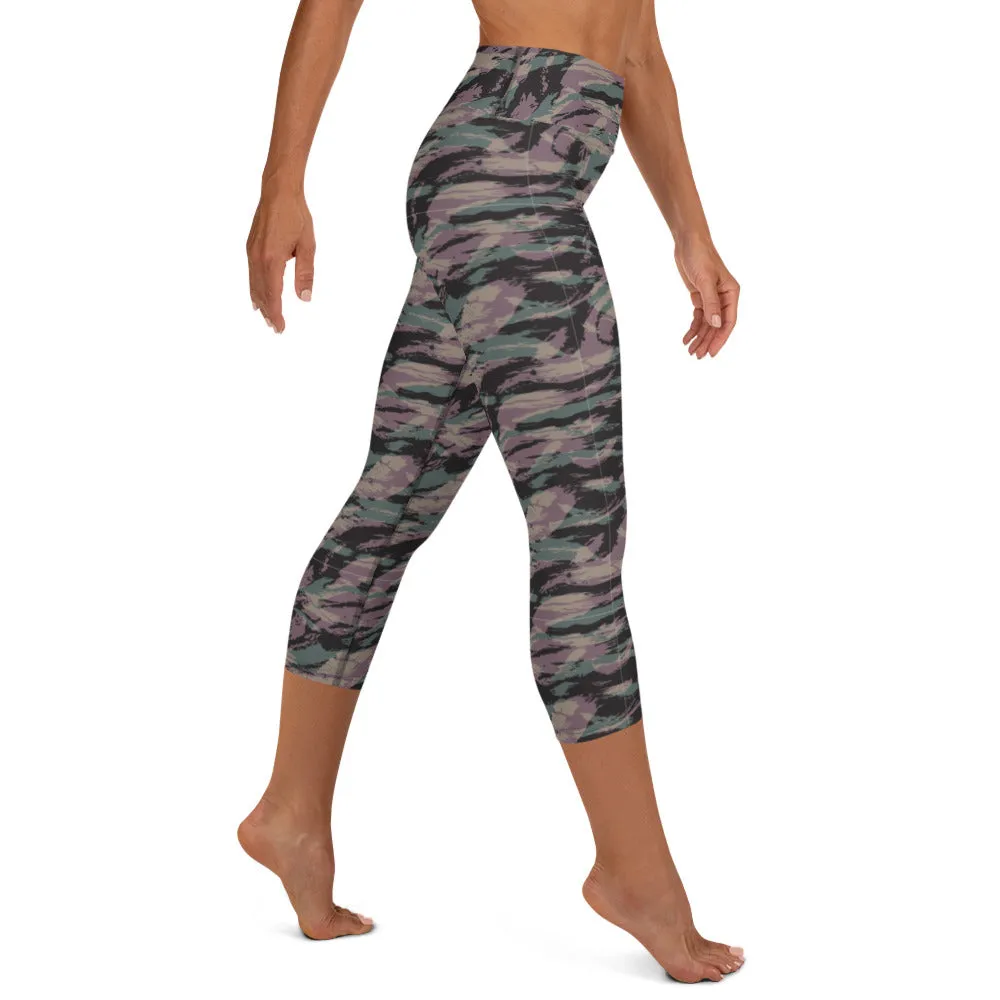 Yoga Capri Leggings in Abstract Camo Print